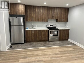 35 Homestead Rd in Toronto, ON - Building Photo - Building Photo
