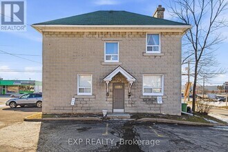 1663 Bank St in Ottawa, ON - Building Photo - Building Photo