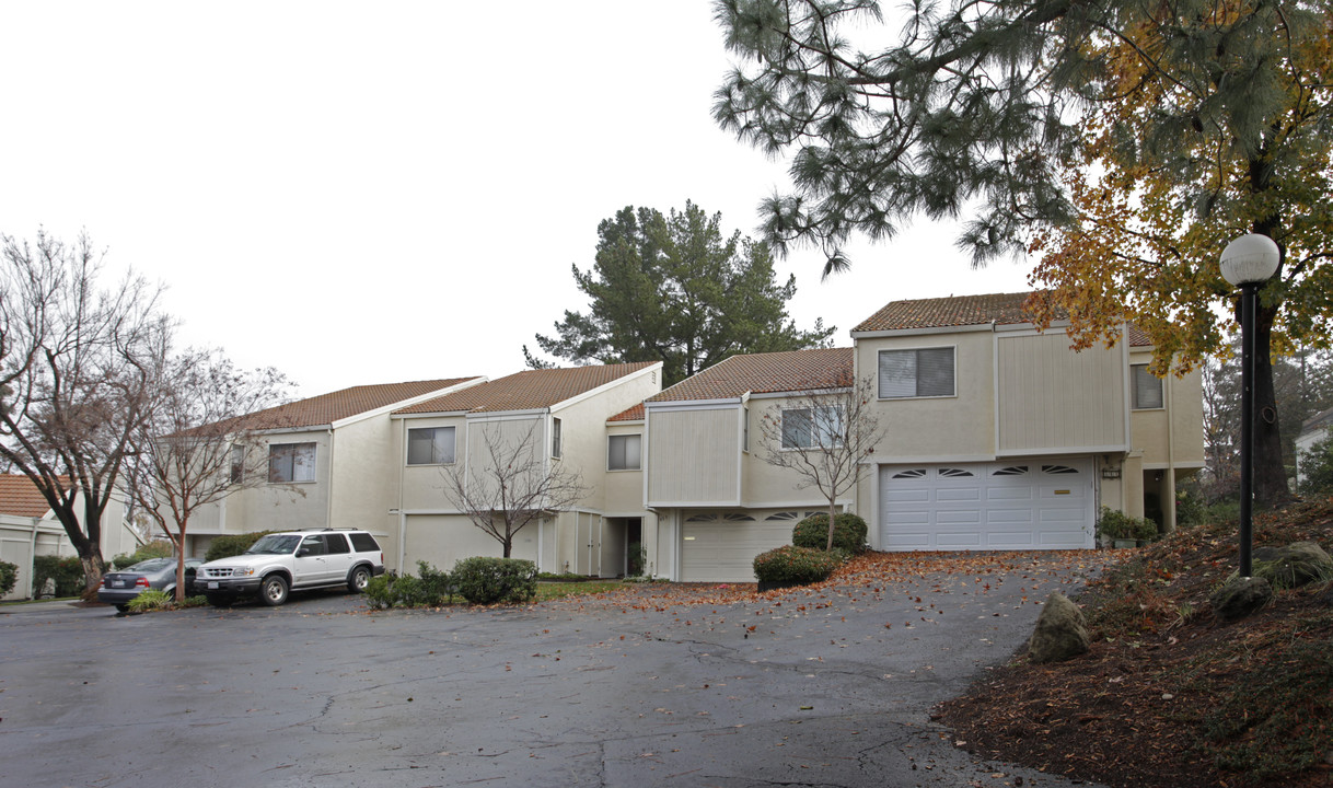 801-807 Tampico in Walnut Creek, CA - Building Photo