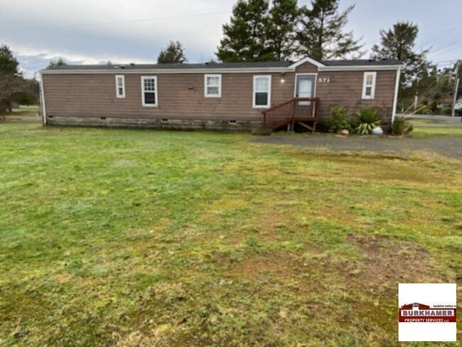 571 S Forrest St in Westport, WA - Building Photo - Building Photo