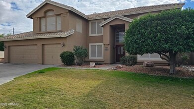 2011 W Harrison St in Chandler, AZ - Building Photo - Building Photo