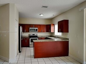 12354 SW 143rd Ln in Miami, FL - Building Photo - Building Photo