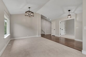 2154 Wasatch Blvd in Sandy, UT - Building Photo - Building Photo