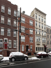 226 Madison St in Hoboken, NJ - Foto de edificio - Building Photo