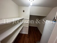 327 Hanover Arms Ct in Winston-Salem, NC - Building Photo - Building Photo