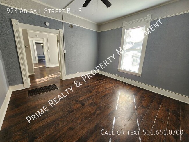 923 Abigail St in Little Rock, AR - Foto de edificio - Building Photo