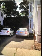 11 Newbury St in Somerville, MA - Foto de edificio - Building Photo