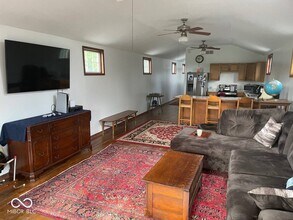 9375 Cooper Rd in Zionsville, IN - Building Photo - Building Photo