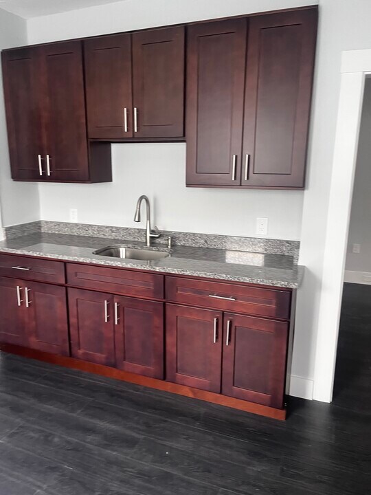 804 Washington St in Boston, MA - Building Photo