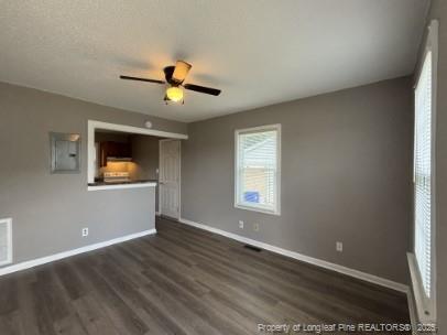 114 Calvin St in Spring Lake, NC - Building Photo - Building Photo