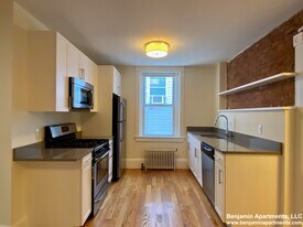 86 Harvard Ave, Unit 20 in Brookline, MA - Building Photo