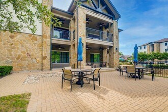 Waller Creekside in Austin, TX - Foto de edificio - Building Photo