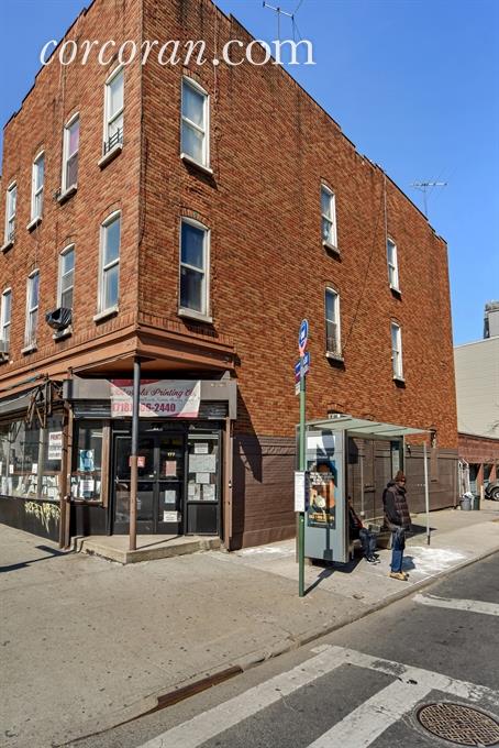 177 Wilson Ave in Brooklyn, NY - Foto de edificio - Building Photo