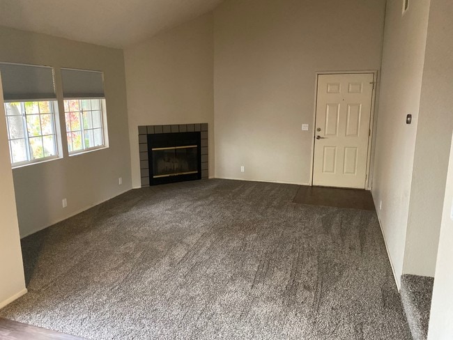 1033 Southwood Dr, Unit X in San Luis Obispo, CA - Building Photo - Building Photo