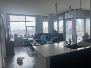 1000 S Clark St in Chicago, IL - Building Photo - Building Photo