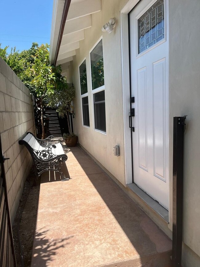 property at 5215 Norway Dr