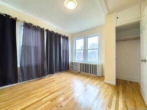 23 Lake St in Waterbury, CT - Building Photo - Building Photo
