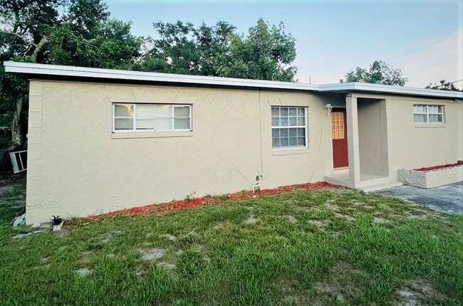 property at 1611 Pontiac Ct