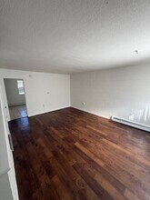 1650 Chester St in Aurora, CO - Building Photo - Building Photo