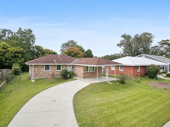 3612 Page Dr in Metairie, LA - Foto de edificio