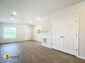 2012 Dorion St in Port Charlotte, FL - Building Photo - Building Photo