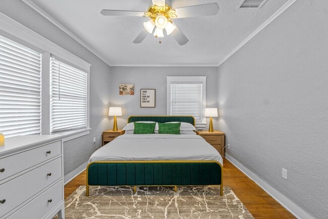 2452 Union St in San Diego, CA - Foto de edificio - Building Photo