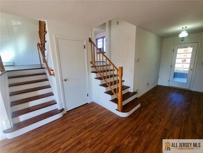750 Coolidge Ave in Woodbridge, NJ - Building Photo - Building Photo