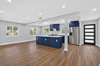 7100 E Atherton Dr in Long Beach, CA - Foto de edificio - Building Photo