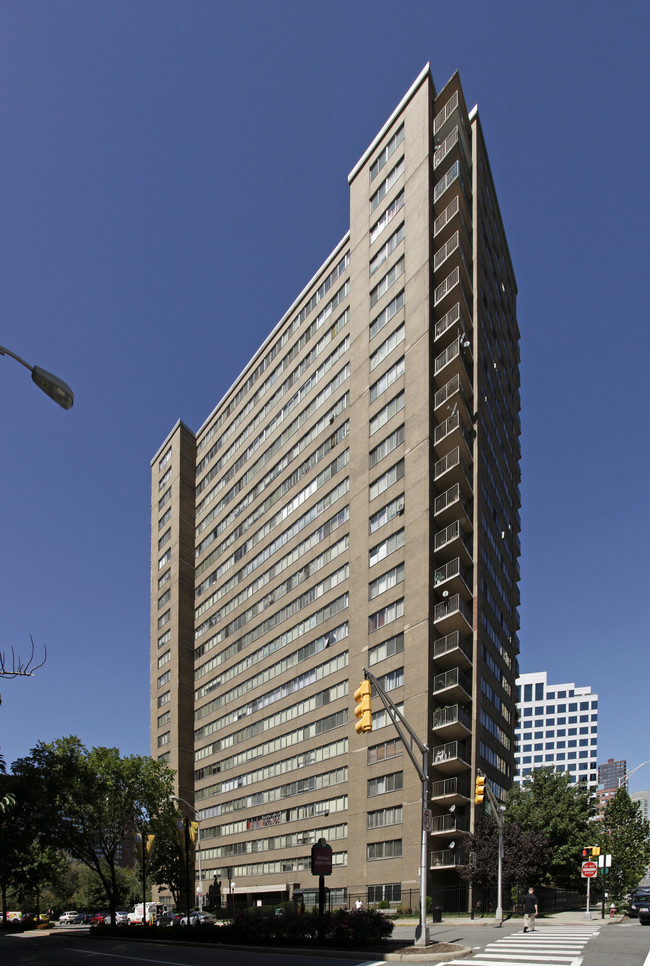 The Montgomery in Jersey City, NJ - Foto de edificio - Building Photo
