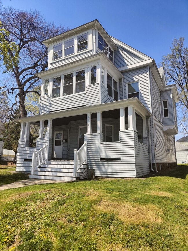 property at 1118 Boulevard