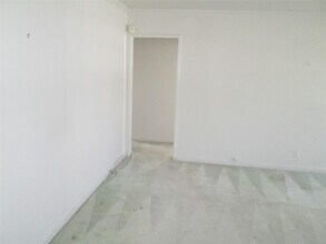 293 Manville Rd in Pleasantville, NY - Building Photo - Building Photo