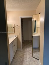 13931 SW 91st Terrace in Miami, FL - Building Photo - Building Photo