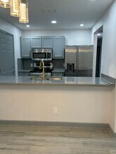 9205 N 30th St in McAllen, TX - Building Photo - Building Photo