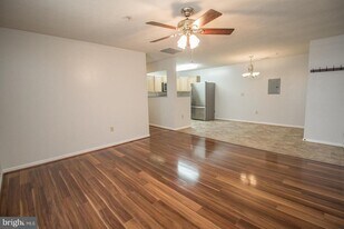 45522 Westmeath Way in California, MD - Building Photo