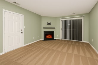 184 Meadow Ridge Rd in Galloway, NJ - Building Photo - Building Photo