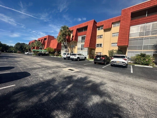 22615 SW 66th Ave, Unit 415 in Boca Raton, FL - Foto de edificio