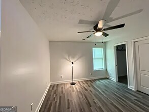 5047 Chupp Way Cir in Stonecrest, GA - Building Photo - Building Photo