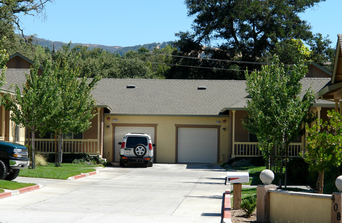 412 N Cloverdale Blvd in Cloverdale, CA - Building Photo