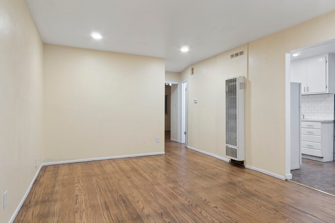 2800 Virginia Ave, Unit 2806 in Richmond, CA - Foto de edificio