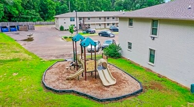 Azalea Cove in Vicksburg, MS - Building Photo - Building Photo