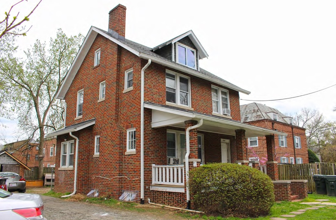 7503 Princeton Ave in College Park, MD - Building Photo