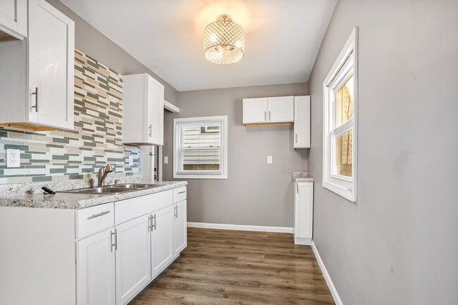 4889 N 24th St in Milwaukee, WI - Building Photo - Building Photo