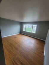 837 Colburn St, Unit 2 in Toledo, OH - Building Photo - Building Photo