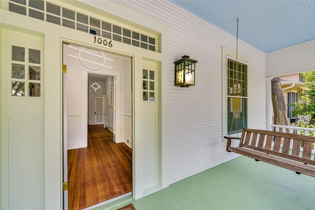 property at 1006 Shelley Ave