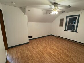 165 Sand Creek Rd in Albany, NY - Building Photo - Building Photo