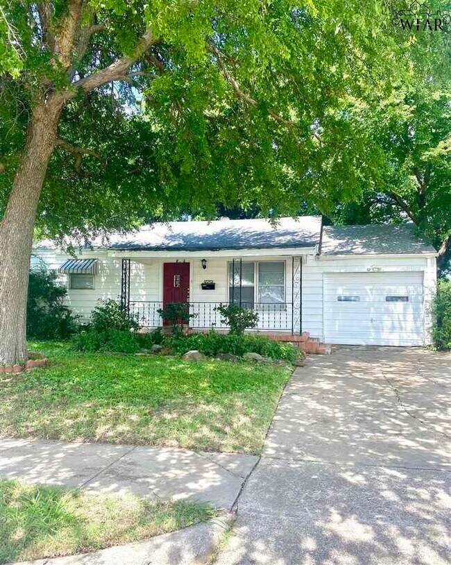 property at 4404 Cunningham Dr