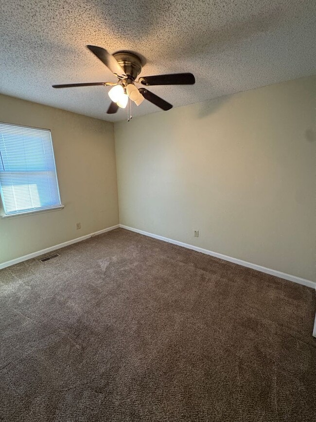 37 Ty Dr in Anniston, AL - Building Photo - Building Photo