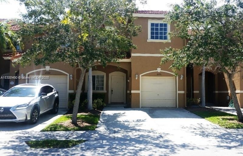 21476 SW 85th Psge in Cutler Bay, FL - Building Photo