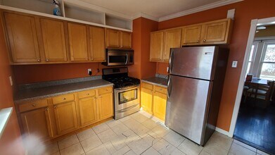 439 Goethe St, Unit Upper in Buffalo, NY - Foto de edificio - Building Photo