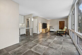 1044 Ontario St in Oak Park, IL - Building Photo - Building Photo